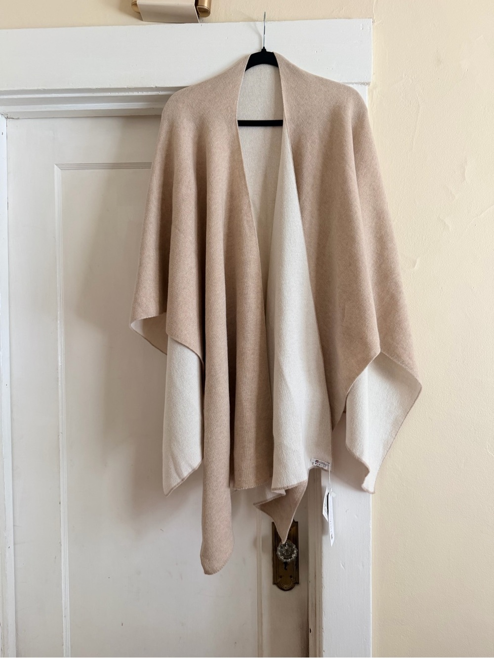 Tina Stephens Kiersten Merino Cashmere Reversible Wrap Taupe Cream NWT